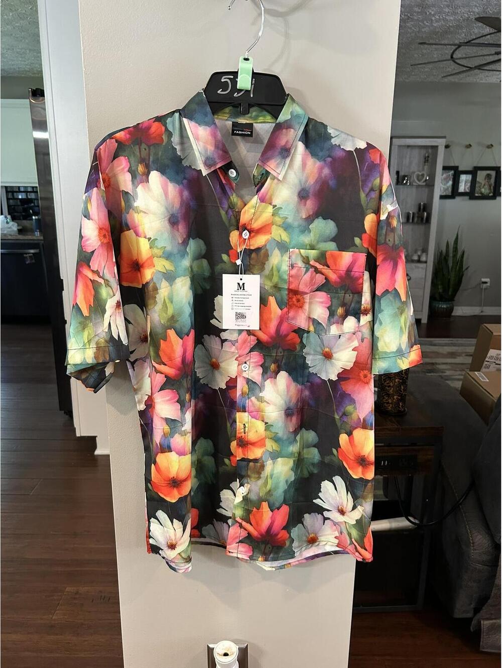 Men's Medium Floral Button-Up Shirt